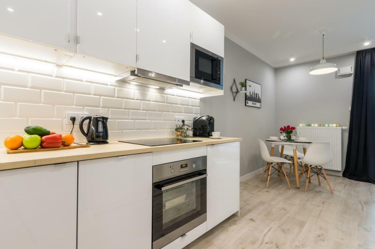 Manufaktura Praska Appartement Warschau Buitenkant foto